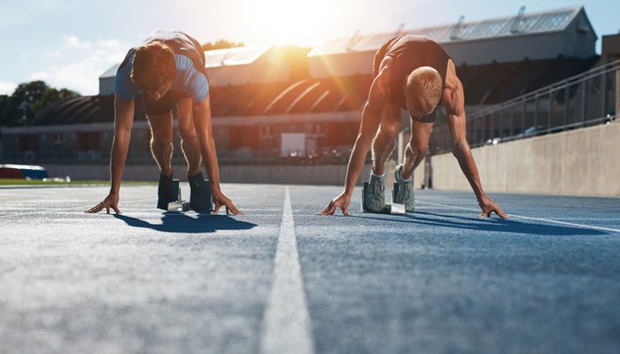 runners-starting-line